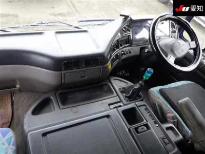 Hino TRUCK