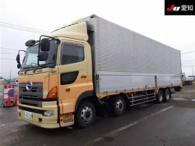 Hino TRUCK