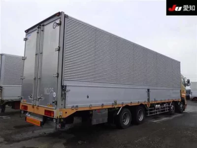 Hino TRUCK