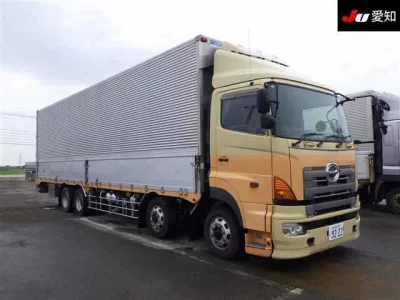 Hino TRUCK