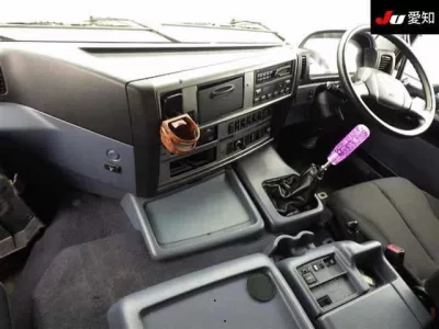 Hino TRUCK