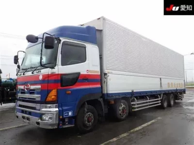 Hino TRUCK