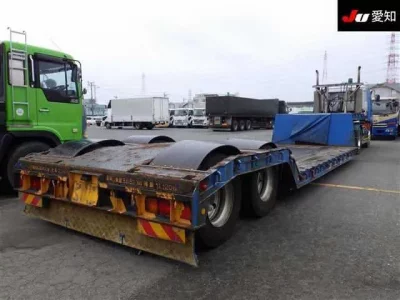 Isuzu TRUCK