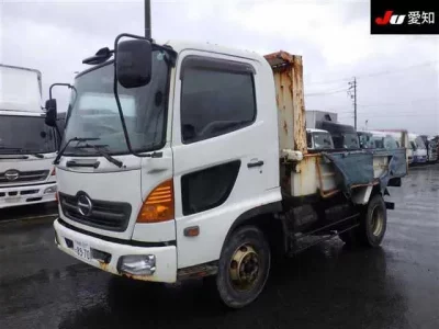 Hino TRUCK