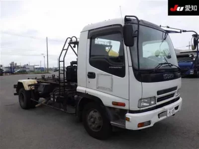 Isuzu TRUCK