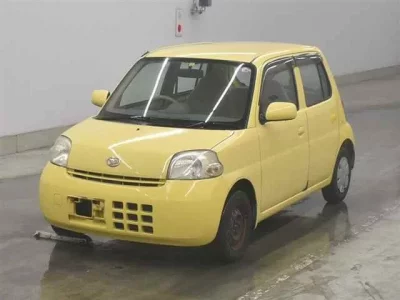 Daihatsu Esse