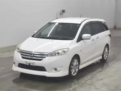 Nissan LAFESTA