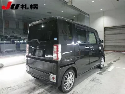 Toyota PIXIS MEGA