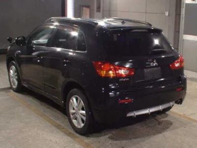 Mitsubishi RVR