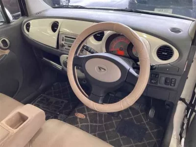 Daihatsu MOVE LATTE