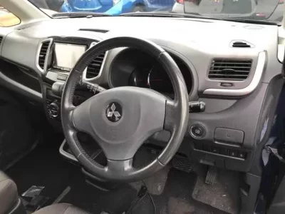 Mitsubishi DELICA D2