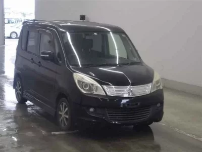 Mitsubishi DELICA D2