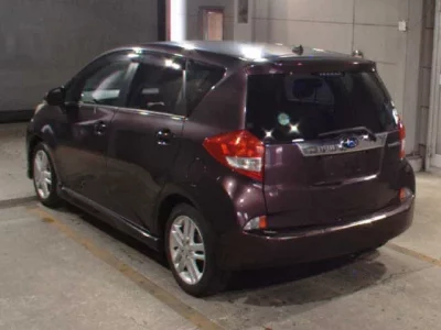 Subaru TREZIA