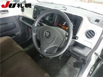 Suzuki MRWAGON