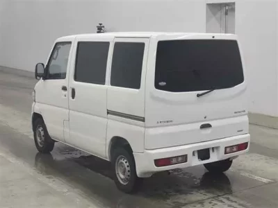 Mitsubishi MINICAB VAN