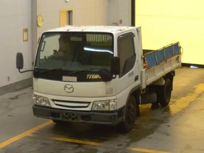 Mazda TITAN