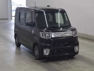 Toyota PIXIS MEGA