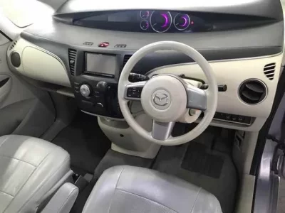 Mazda BIANTE