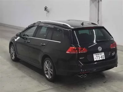 Volkswagen GOLF VARIANT
