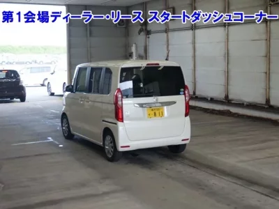 Honda N BOX