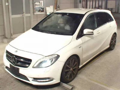 Mercedes-Benz B CLASS