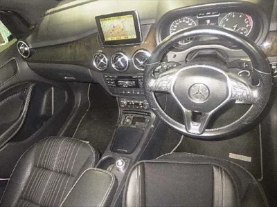 Mercedes-Benz B CLASS