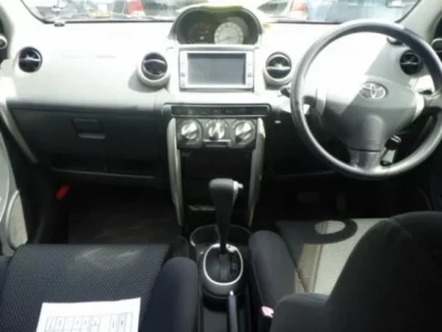 Toyota IST
