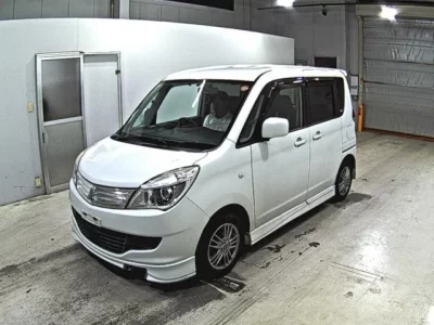 Mitsubishi DELICA D2
