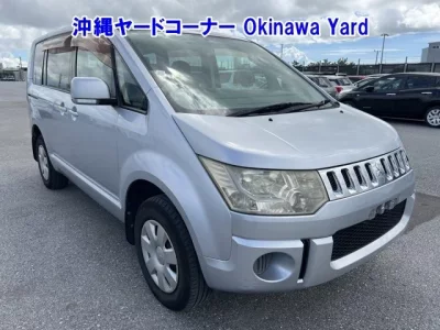 Mitsubishi DELICA D5