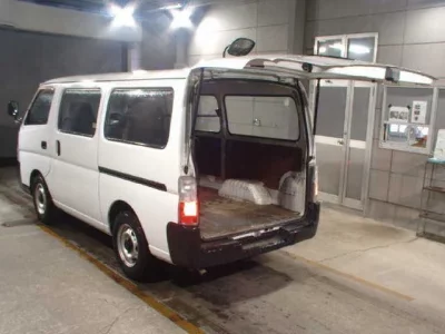 Nissan CARAVAN VAN