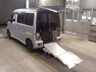 Daihatsu Atrai Wagon