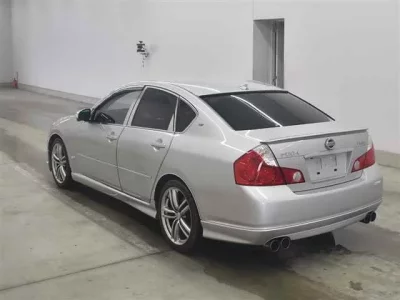Nissan FUGA