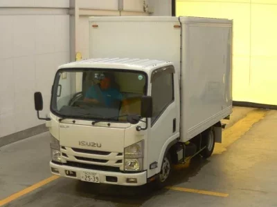 Isuzu ELF