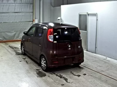 Suzuki MRWAGON