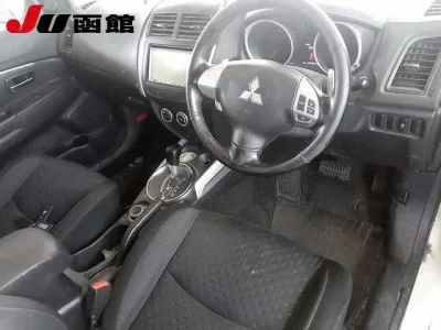 Mitsubishi RVR