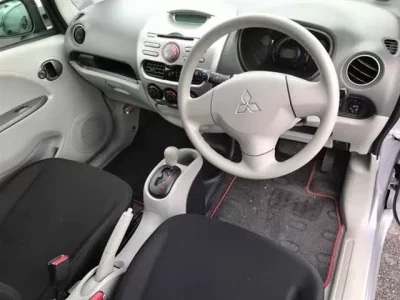 Mitsubishi I
