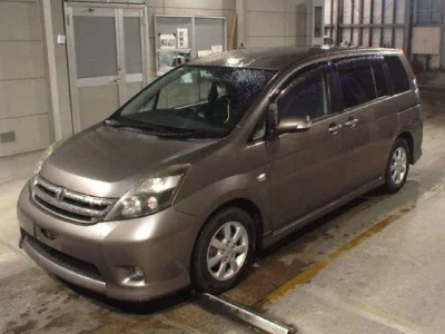 Toyota ISIS