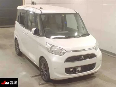 Mitsubishi EK SPACE