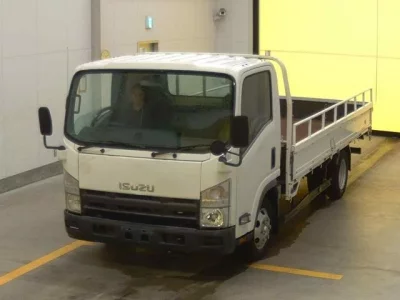 Isuzu ELF