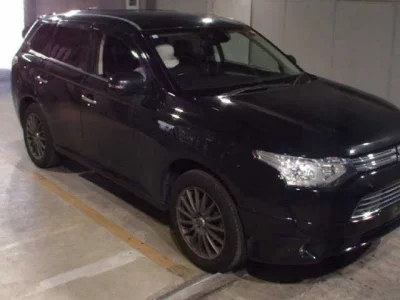 Mitsubishi OUTLANDER PHEV