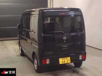 Nissan CLIPPER VAN