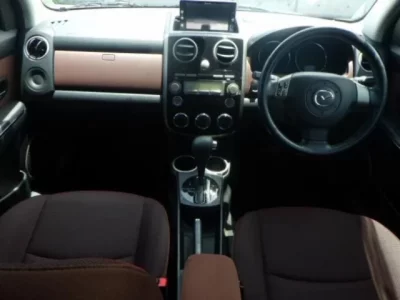 Mazda VERISA