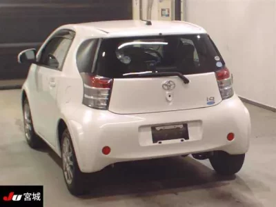 Toyota IQ