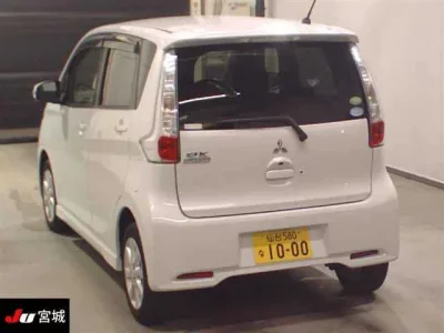 Mitsubishi EK CUSTOM