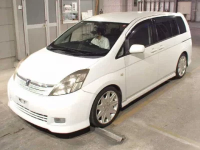 Toyota ISIS