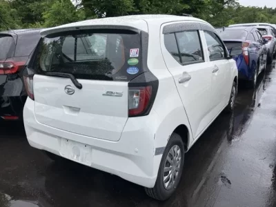 Daihatsu MIRA E S