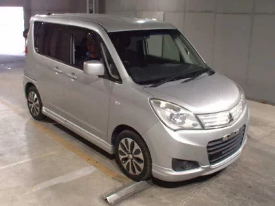 Mitsubishi DELICA D2