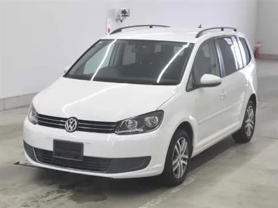 Volkswagen GOLF TOURAN