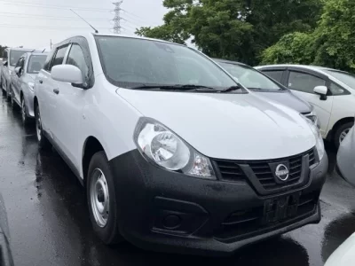 Nissan AD