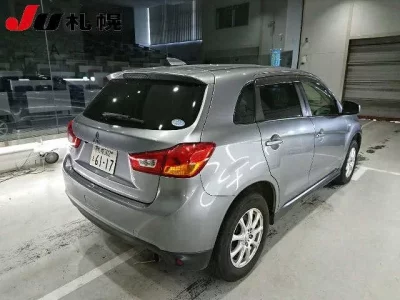 Mitsubishi RVR